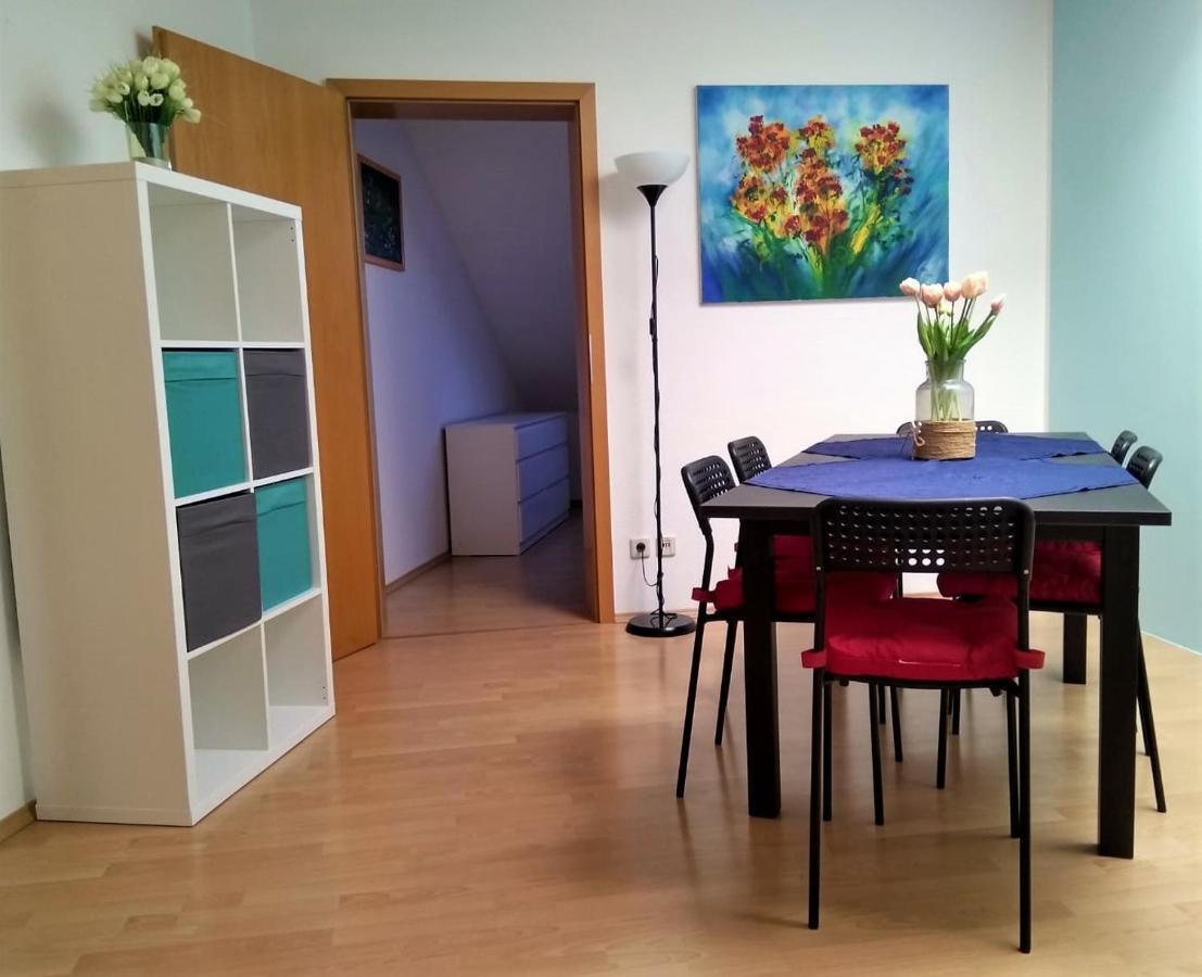 Gaestewohnung 4-Raum Wohnung Fuer 2-8 Personen Zwickau Eksteriør billede